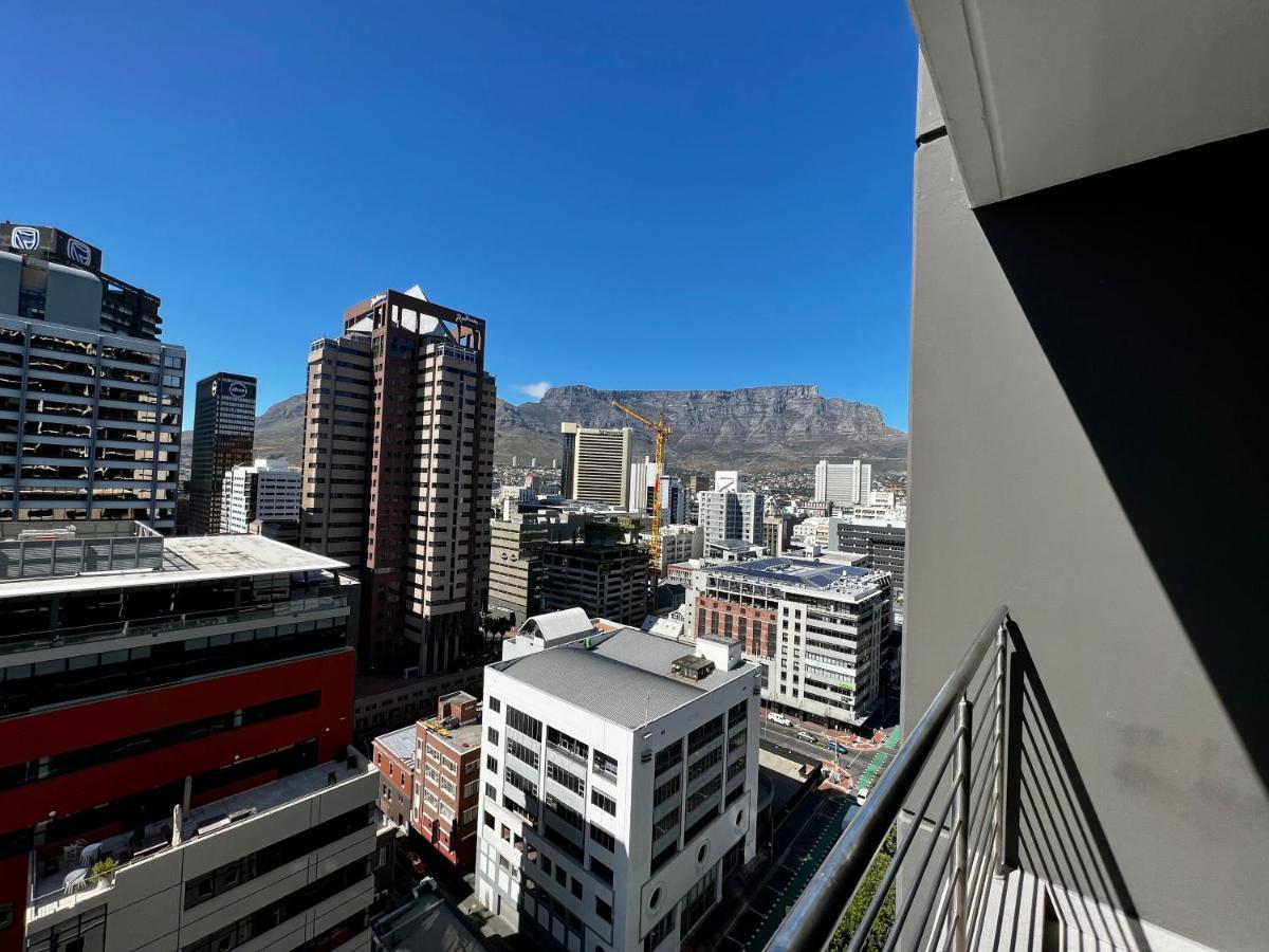 Urban Elephant 16 On Bree Apartment Cape Town